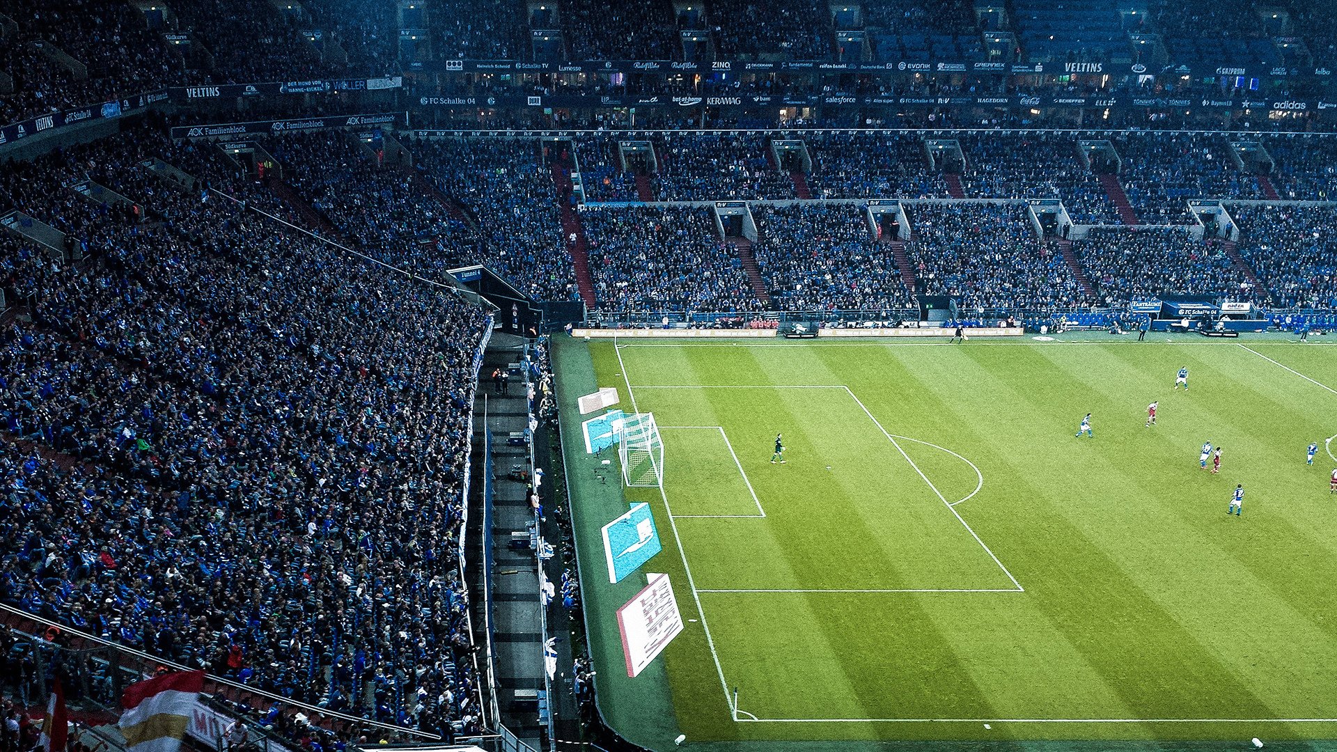 爱游戏app-柏林赫塔决战法兰克福，欧冠之路险象环生，柏林赫塔对弗赖堡比分预测