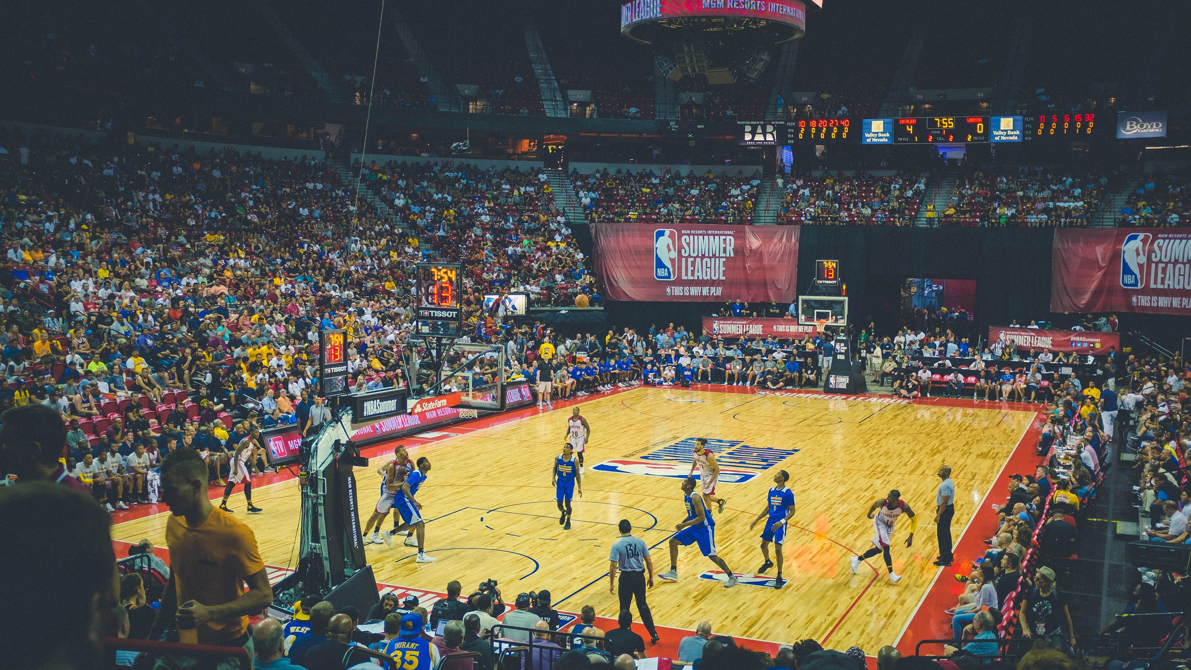 神奇逆转：当比赛还剩最后一分钟时的逆天表现，nba最后一分钟逆转